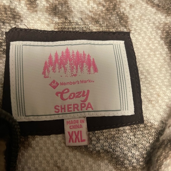 Cheetah print Sherpa jacket - Picture 2 of 2